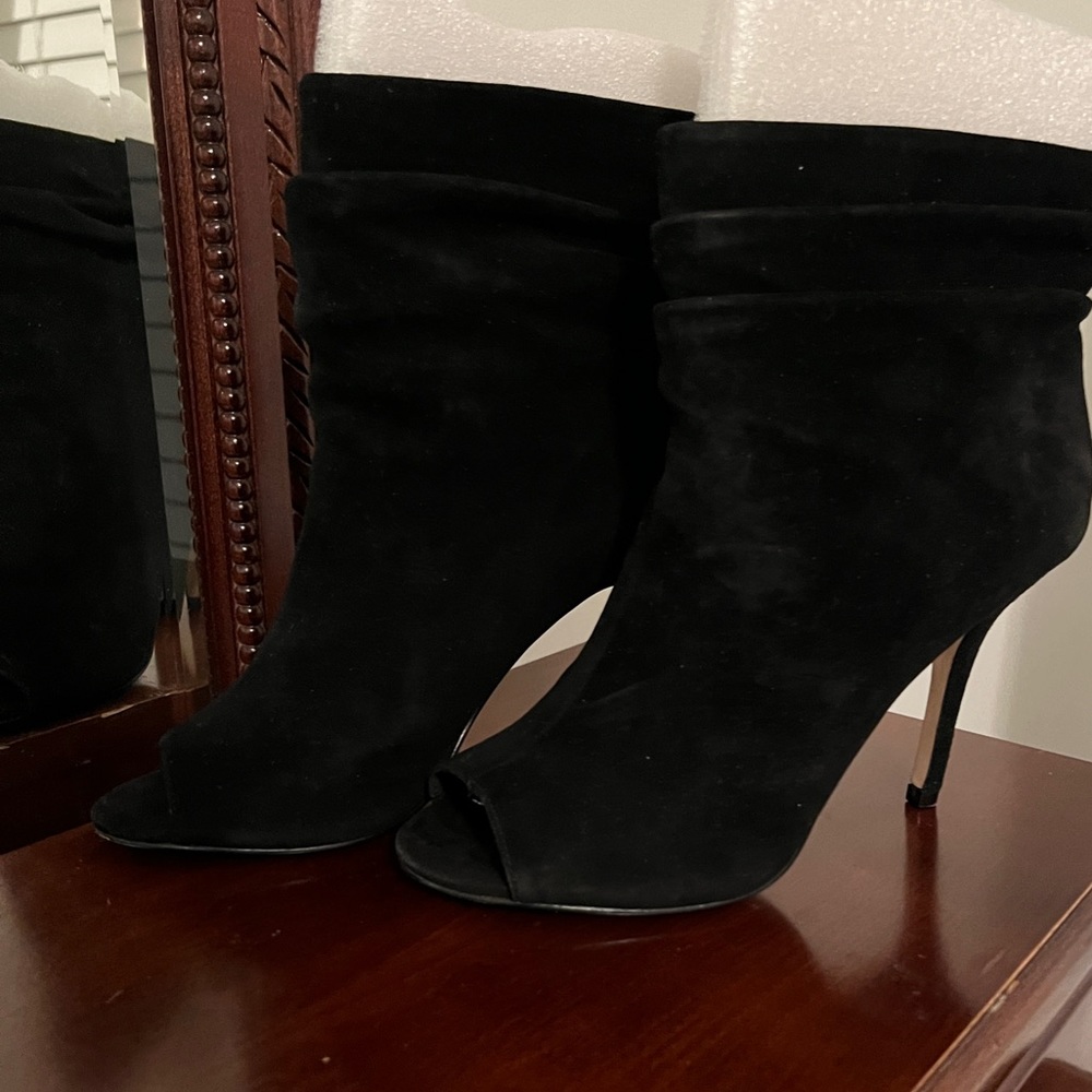 Brand New Aldo Merkin-90 Open Toe Black Suede Bootie